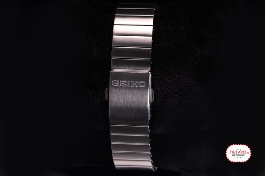 Seiko 5 Sports SRPL05K1 Heritage Design Re-creation Limited Edition - main (20)