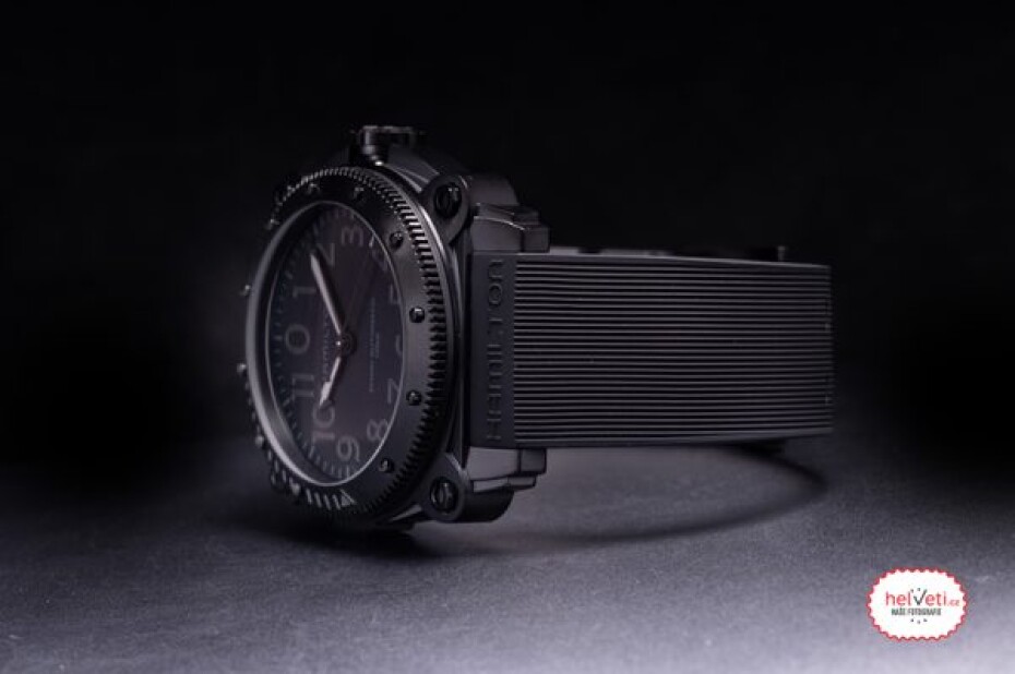 Hamilton Khaki Navy BeLOWZERO Auto Titanium H78505330 - main (2)