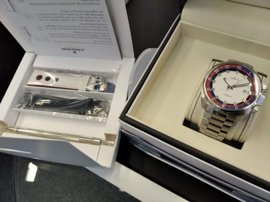 Junghans 1972 FIS Edition Automatic Limited Edition 2021 27/4160.44 - main (27)