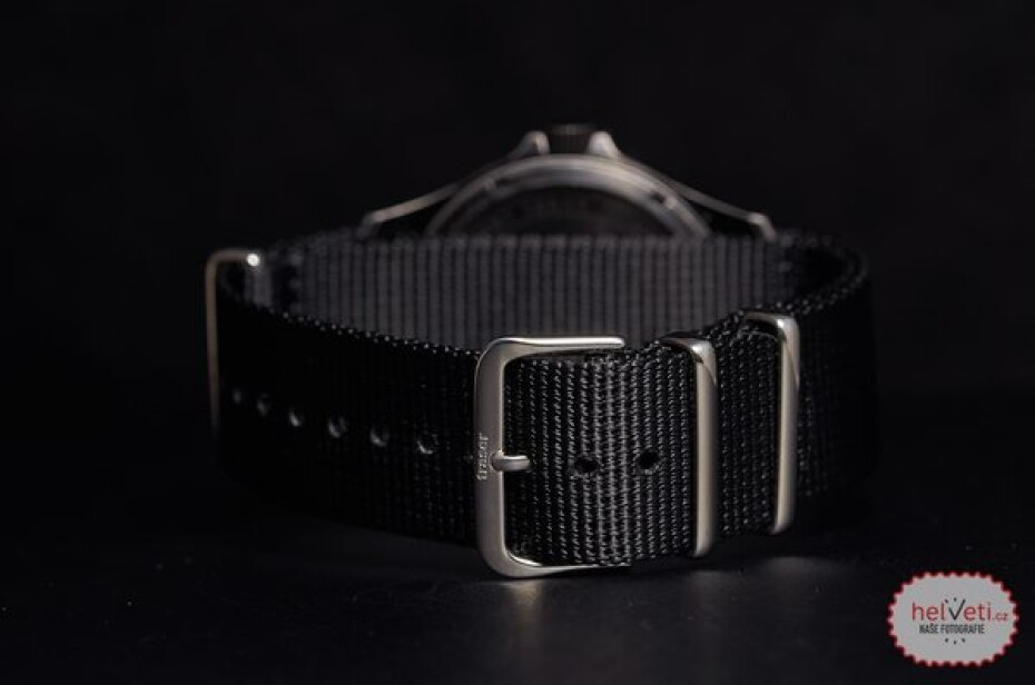 Traser P67 Officer Pro Gunmetal Blue Nato - main (10)