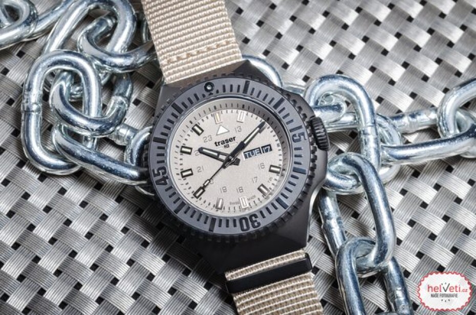 Traser P69 Black Stealth Sand Nato - main (9)