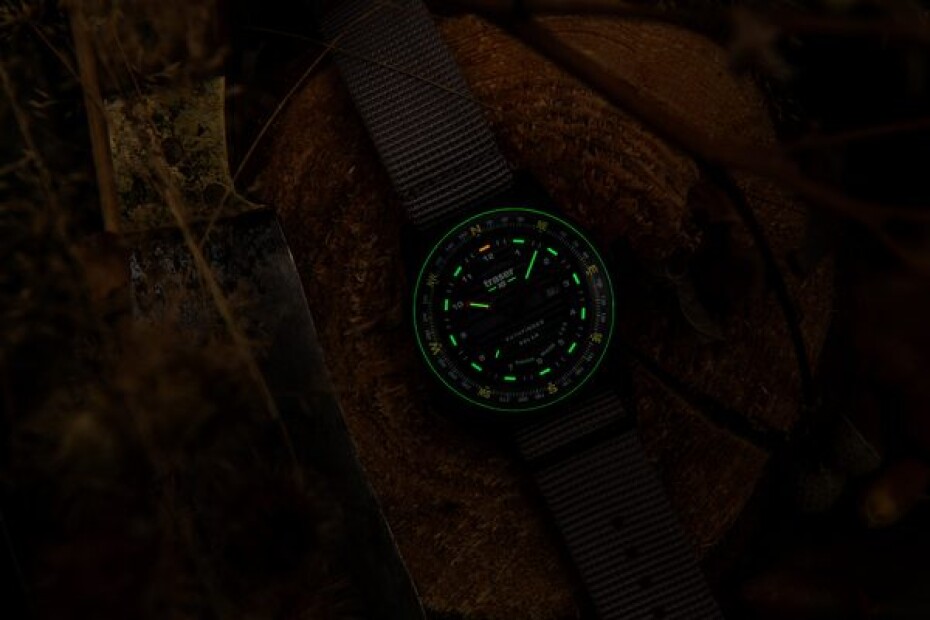 Traser P68 Pathfinder Solar Black Šedé Nato - main (7)