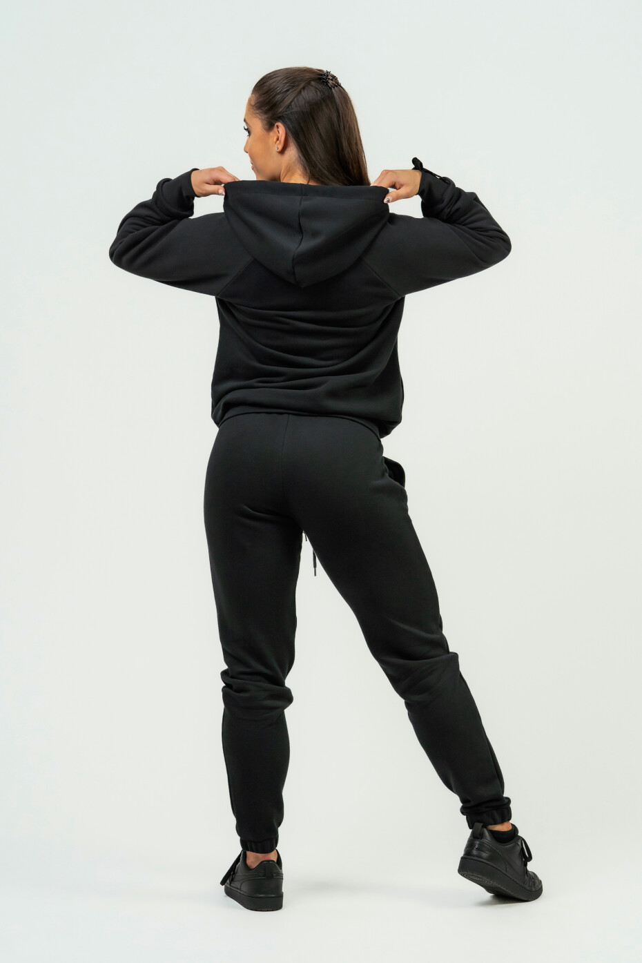 Dámská mikina Nebbia Intense DÁMSKÁ SPORTOVNÍ MIKINA S KAPUCÍ INTENSE SIGNATURE 845 Black S - main (3)