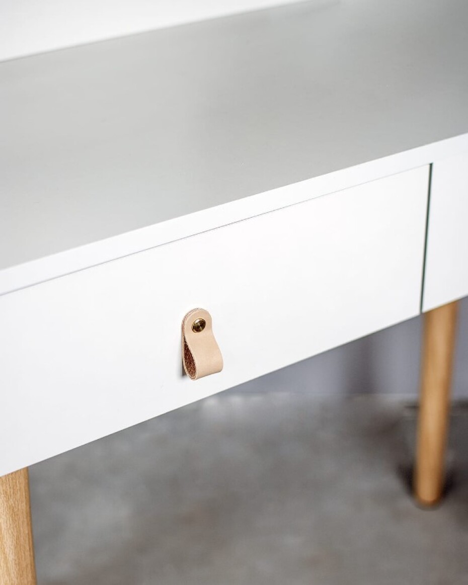 ArtJum Toaletní stolek SCANDI 3 bílá | CM-989276 - main (3)