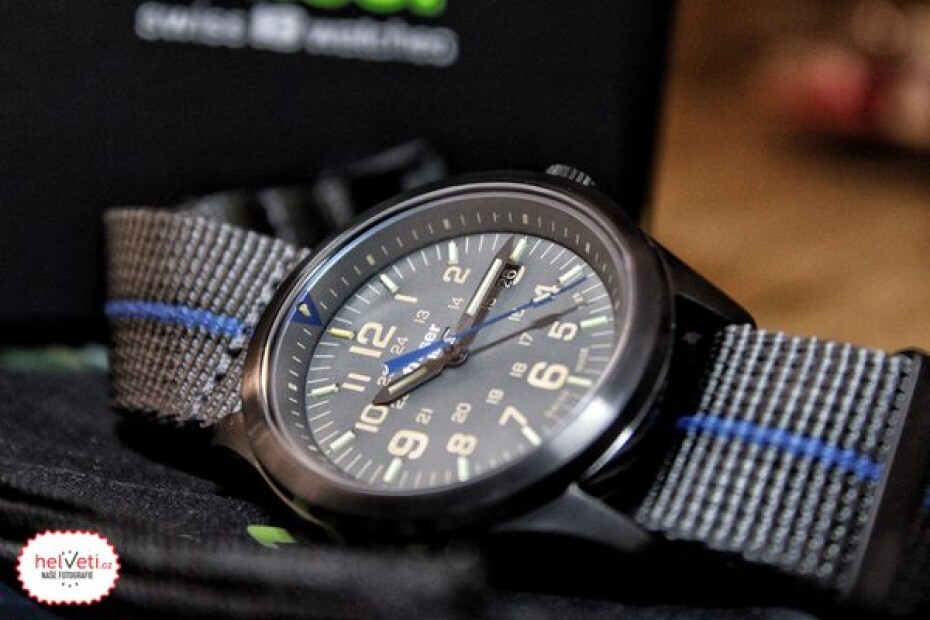 Traser P67 Officer Pro Grey Nato s pruhem - main (17)