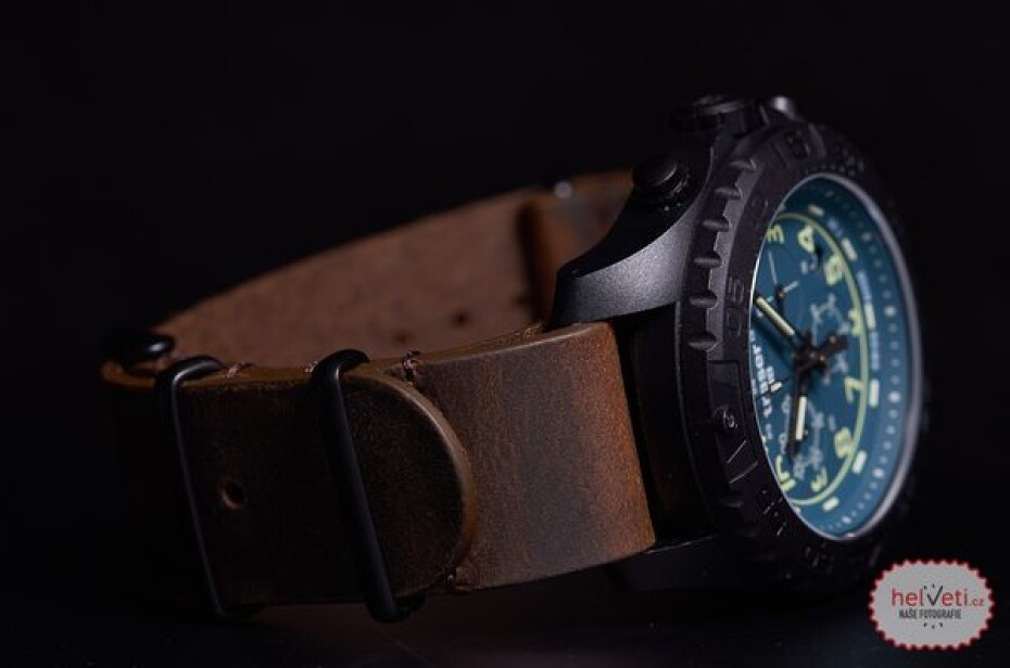 Traser P96 Outdoor Pioneer Evolution Chrono Petrol kůže - main (7)