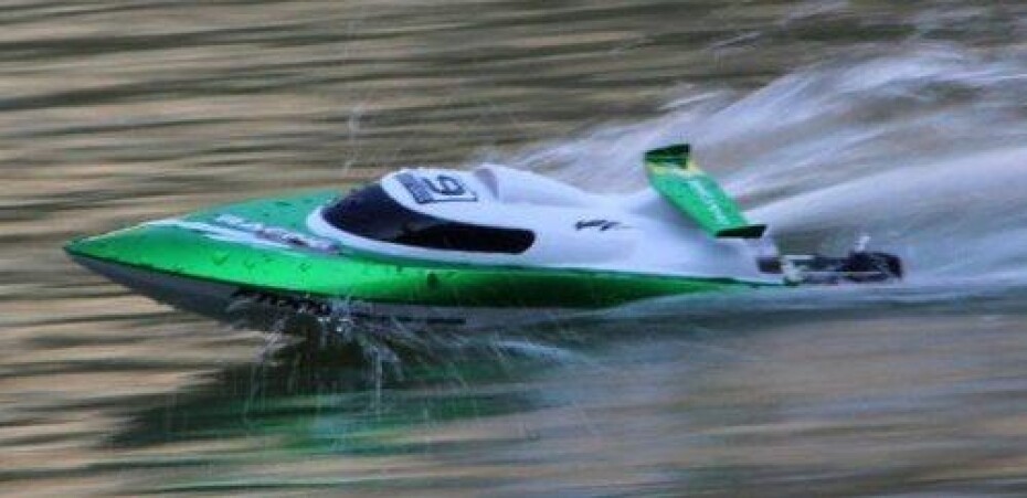 IQ models Závodní sportovní člun FT-09 2,4Ghz zelená - main (0)
