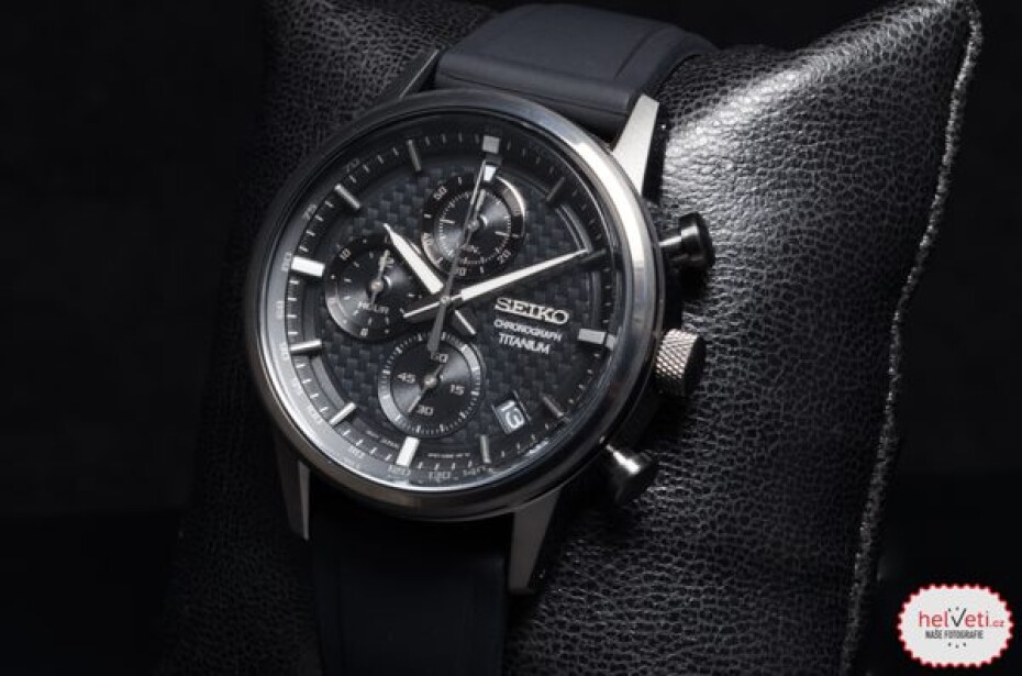 Seiko Quartz Titanium Chronograph SSB393P1 - main (4)
