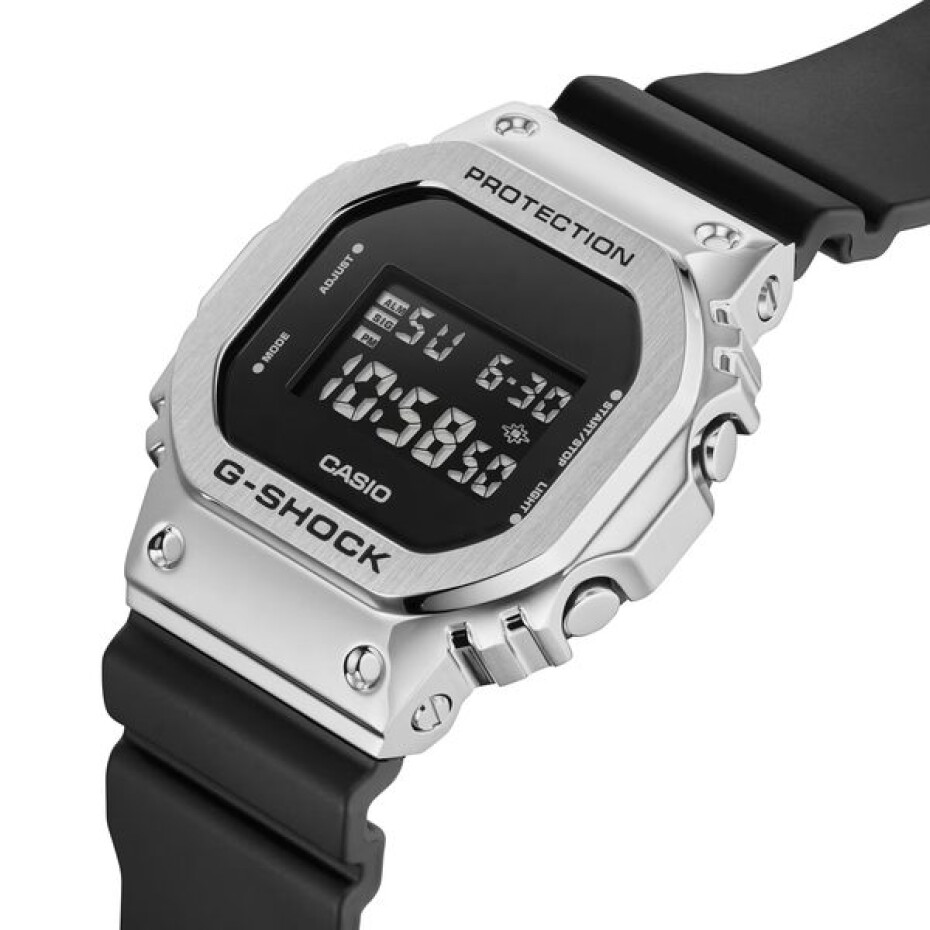Casio G-Shock GM-5600U-1ER - main (4)