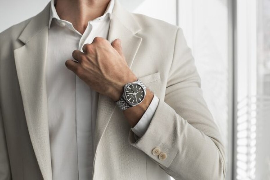 Junghans Meister S Automatic 27/4210.44 - main (4)