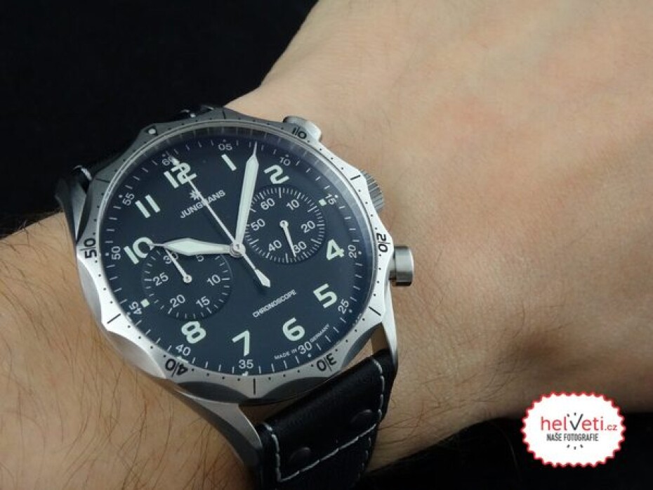 Junghans Meister Pilot Chronoscope 27/3590.00 - main (25)