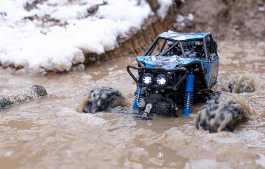 IQ models MZ-SHARK 1/10 modrý voda bláto sníh RC_94912 RTR 1:10 - main (0)