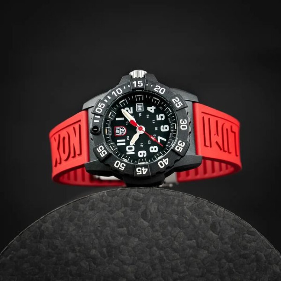 Řemínek Luminox FPX.2406.30Q.K - 24 mm - main (2)
