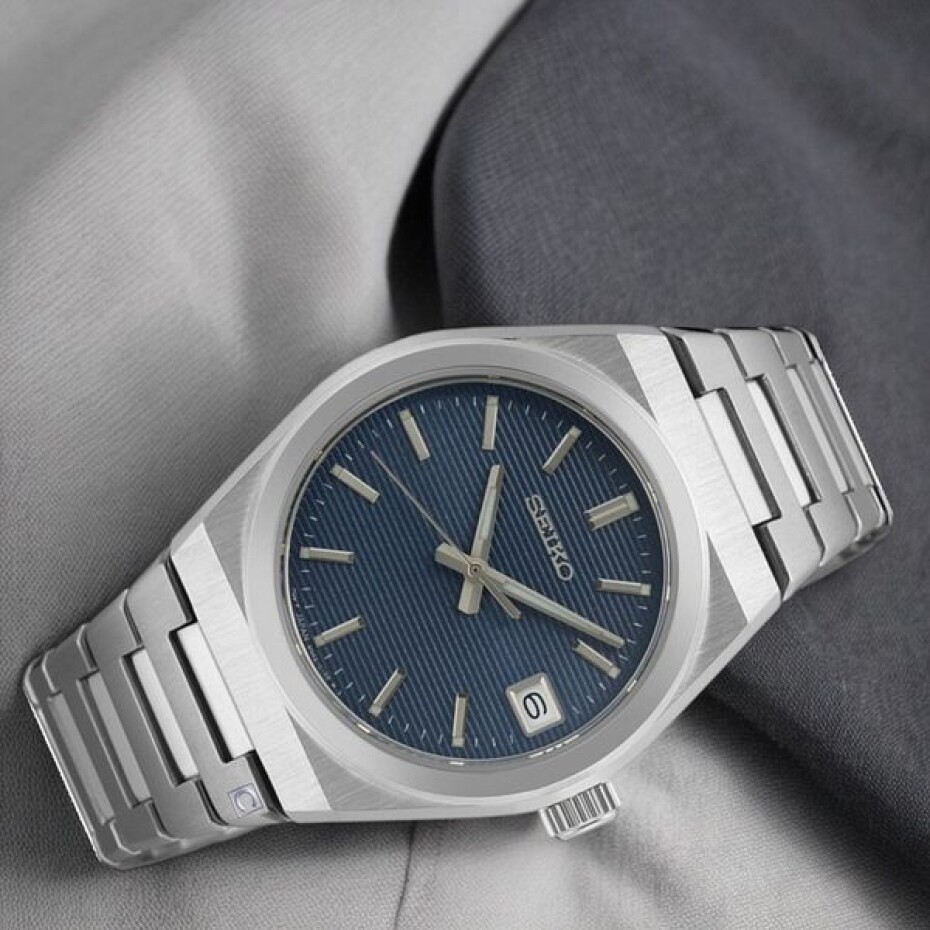 Seiko Quartz SUR575P1 - main (1)