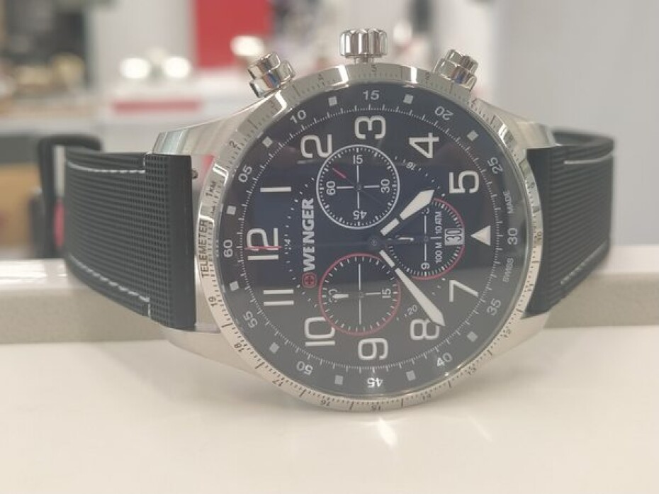 Wenger Attitude Chrono 01.1543.119 - main (5)
