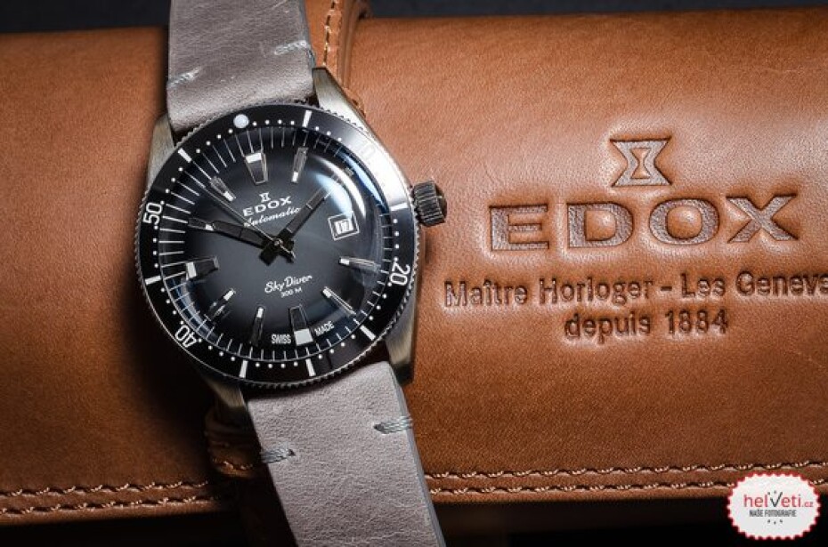 EDOX Skydiver Date Automatic 80126-3VIN-GDN Limited Edition - main (10)