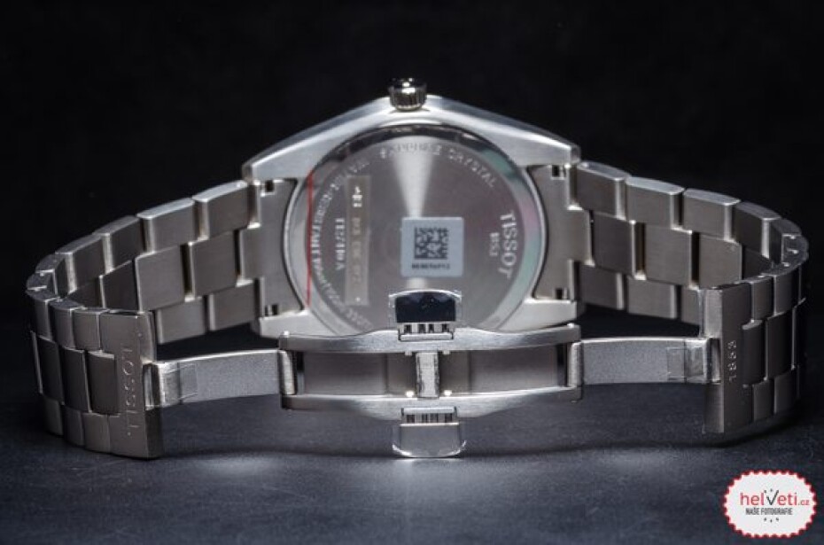 Tissot Gentleman Quartz Titanium T127.410.44.041.00 - main (7)