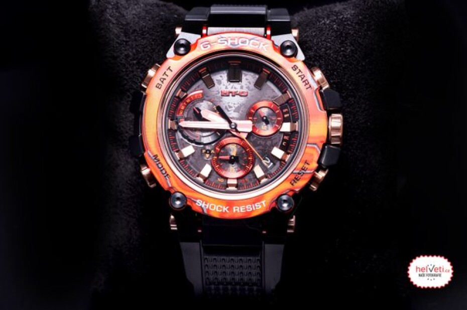 Casio MT-G MTG-B3000FR-1AER 40th Anniversary Flare Red - main (4)