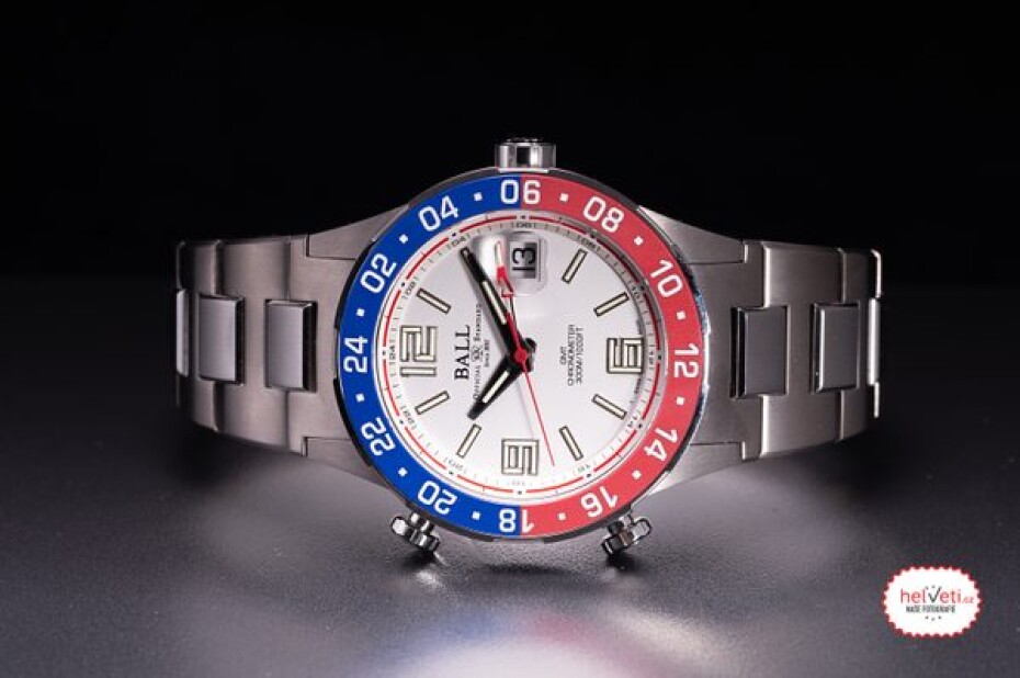 Ball Roadmaster Pilot GMT COSC Limited Edition DG3038A-S2C-WH - main (1)
