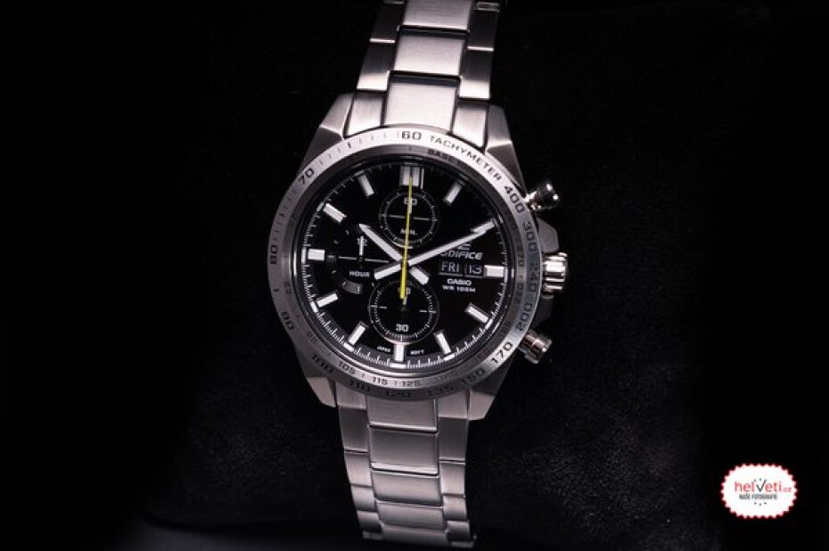 Casio Edifice EFR-574D-1AVUEF - main (4)
