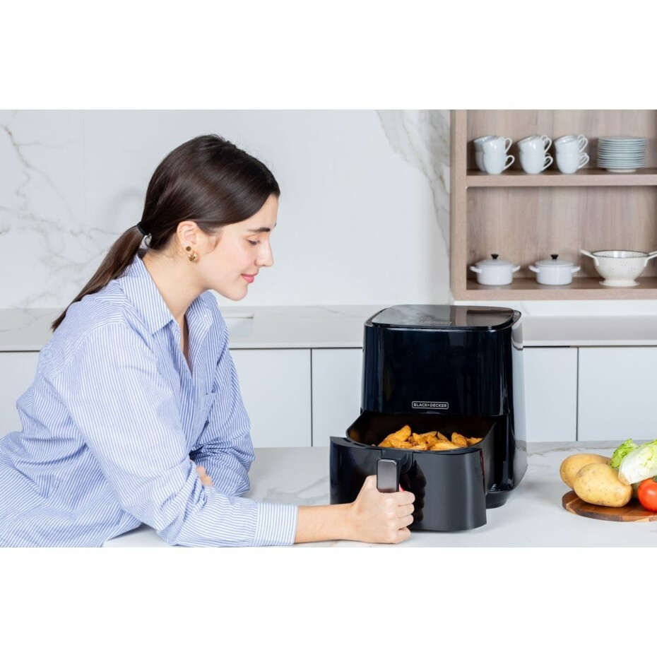 Black+Decker BXAF5000E Horkovzdušná fritéza, černá - main (2)