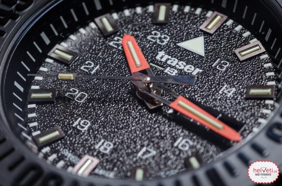 Traser P69 Black Stealth Black Nato - main (10)
