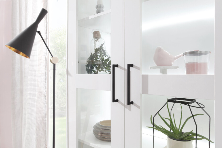 Meblar Vitrína BERGEN BE3 L/P Provedení: LED osvětlení - main (8)