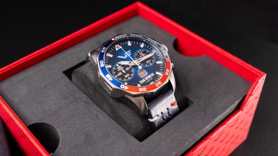 Vostok Europe Limitovaná edice Česká republika 6S21-225A481 - main (11)
