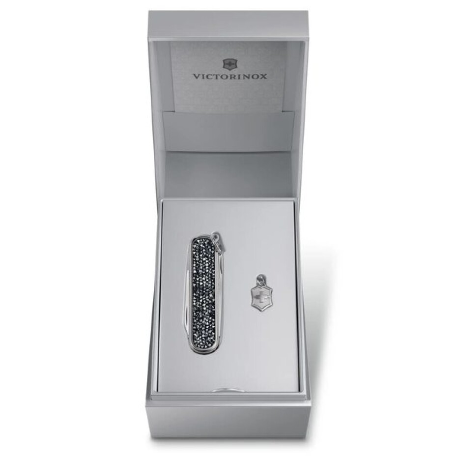 Nůž Victorinox Classic SD Brilliant Crystal 0.6221.35 - main (5)