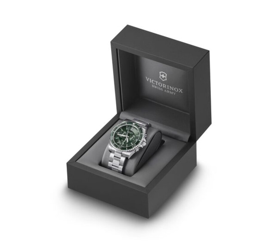 Victorinox Maverick Chronograph 241946 - main (7)