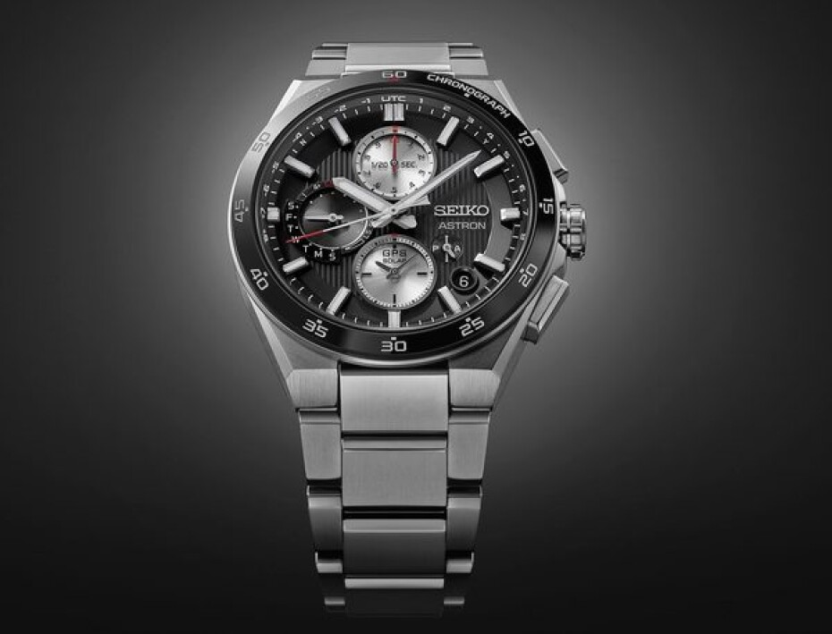 Seiko Astron Dual-Time Chronograph SSH151J1 - main (2)