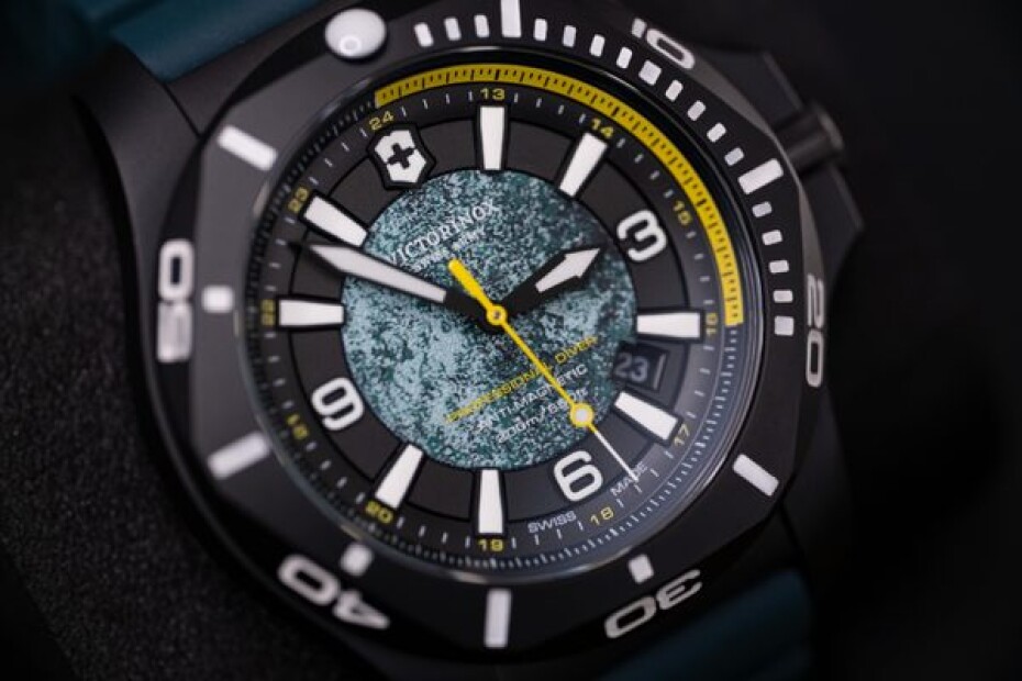 Victorinox I.N.O.X. Pro Diver Titanium 241957.1 - Limited Edition - main (27)