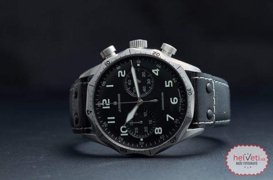Junghans Meister Pilot Chronoscope 27/3590.00 - main (1)