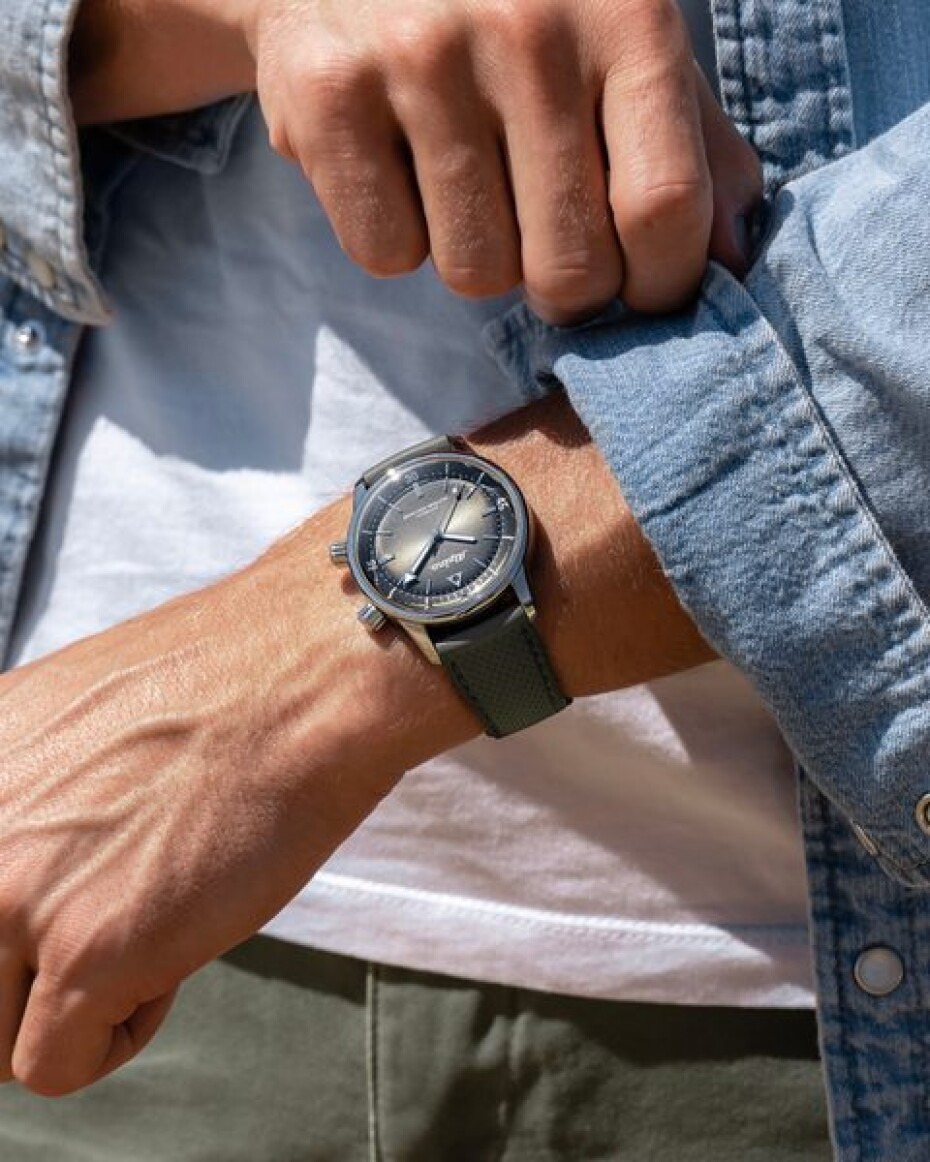 Alpina Seastrong Diver 300 Heritage Automatic AL-520GR4H6 - main (21)