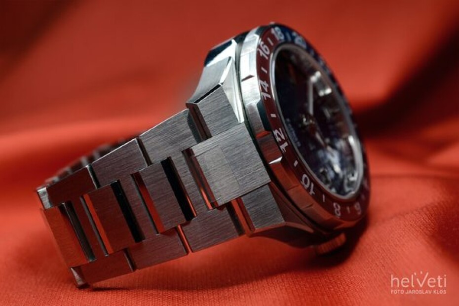 Citizen Series 8 GMT Automatic NB6030-59L - main (4)