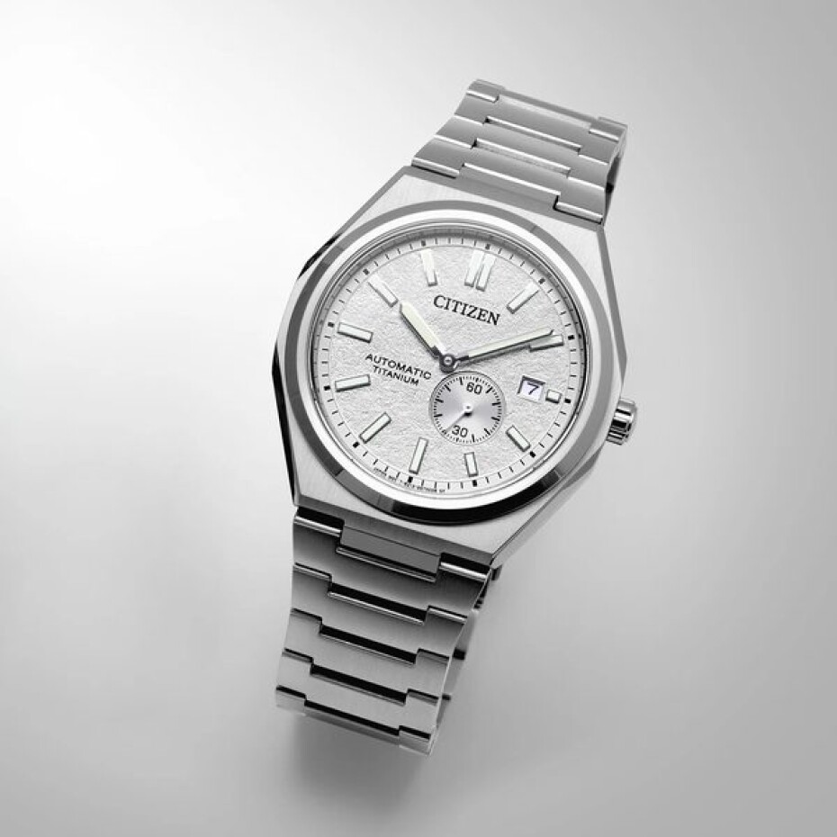 Citizen Super Titanium Automatic Small Seconds NJ0180-80A - main (3)