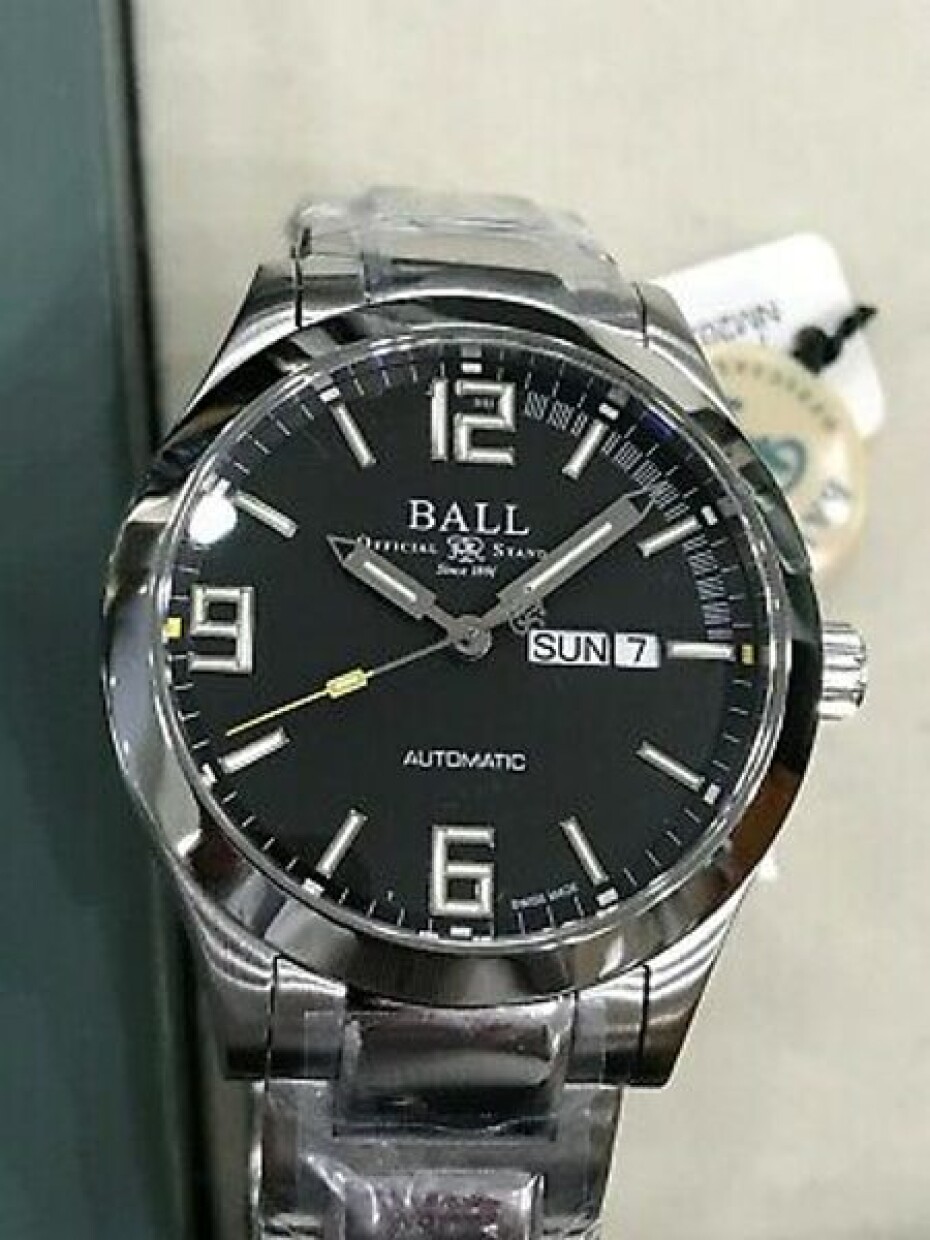 Ball Engineer III Legend (43mm) Limited Edition NM9328C-S14A-BKGR - main (3)