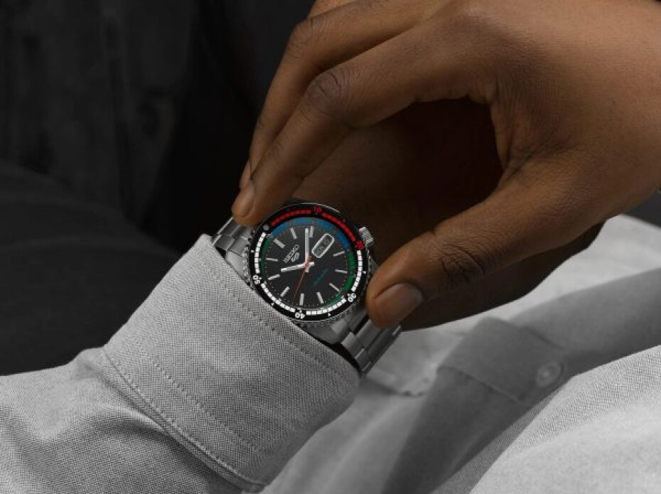 Seiko 5 SKX Sports Style SRPK13K1 55th Anniversary Retro Colour Collection - main (10)
