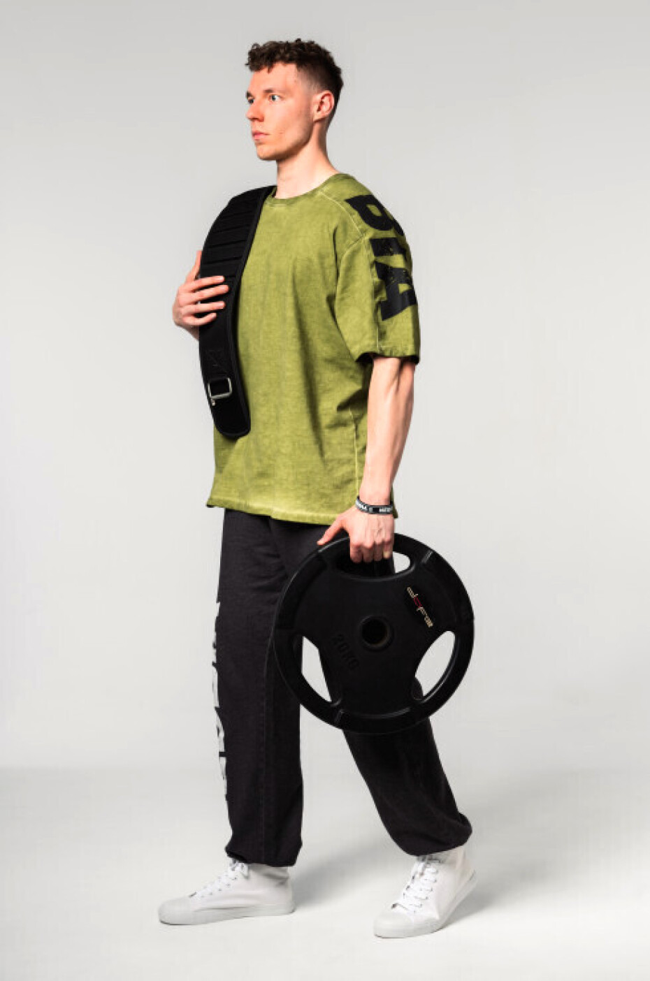 Nebbia Washed-off oversized tričko LIFTING CLUB 368 - main (4)