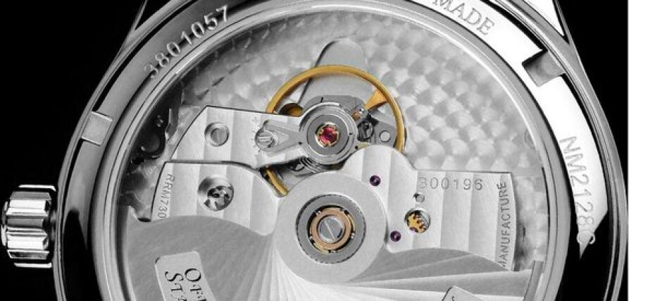 Ball Engineer M Marvelight (43mm) Manufacture COSC NM2128C-S1C-BE - main (8)