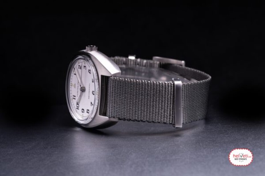 Hamilton Khaki Aviation Pilot Pioneer Mechanical H76419951 - main (2)