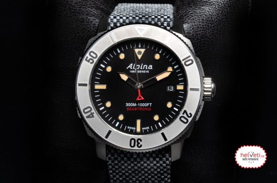 Alpina Seastrong Diver 300 Automatic Calanda Limited Edition AL-525BBG4VR6 - main (5)