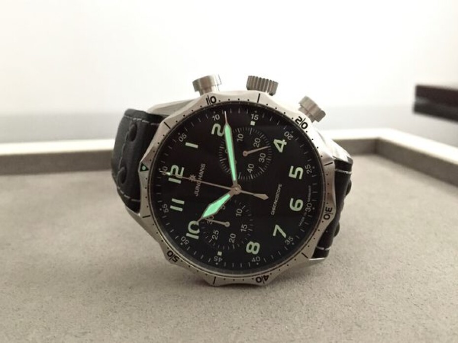 Junghans Meister Pilot Chronoscope 27/3590.00 - main (13)