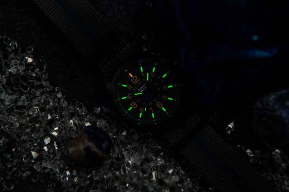 Traser P67 Officer Pro Grey Nato - main (5)