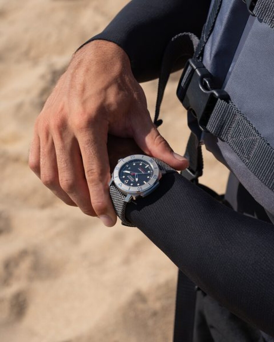 Alpina Seastrong Diver 300 Automatic Calanda Limited Edition AL-525BBG4VR6 - main (20)