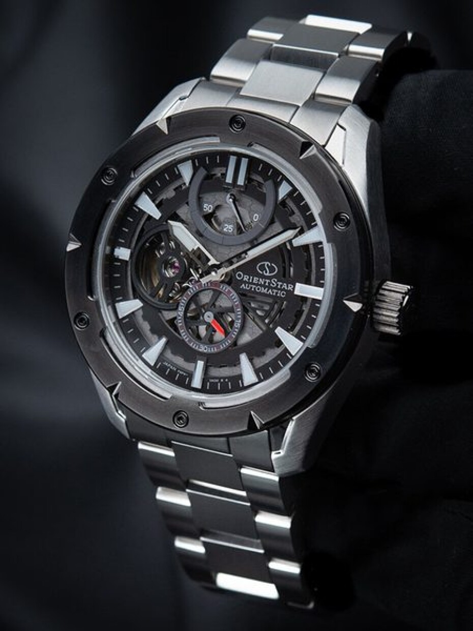 Orient Star Sports Avant-Garde Skeleton RE-AV0A01B - main (5)