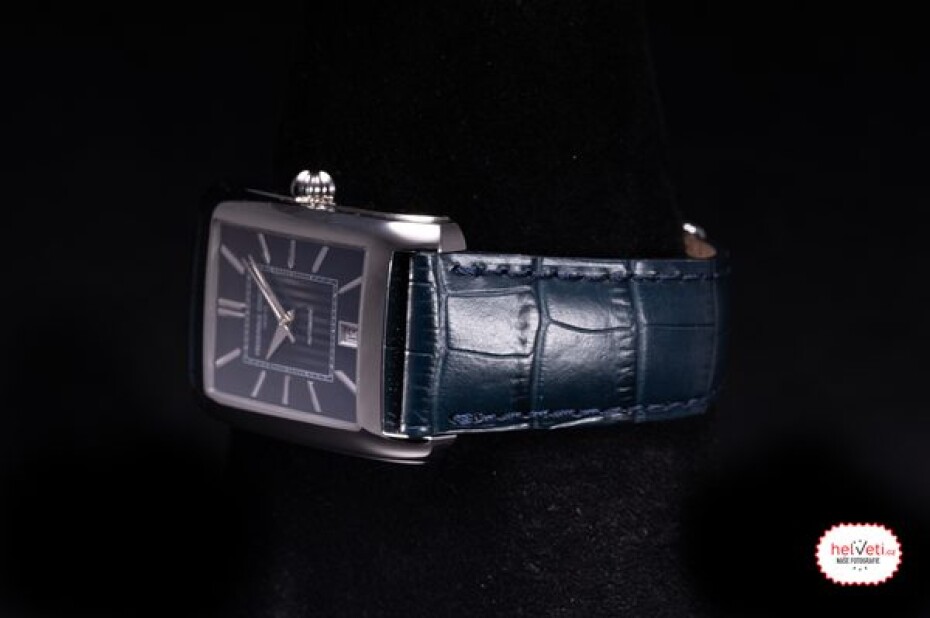Frederique Constant Classics Carrée Automatic FC-303N4C6 - main (3)