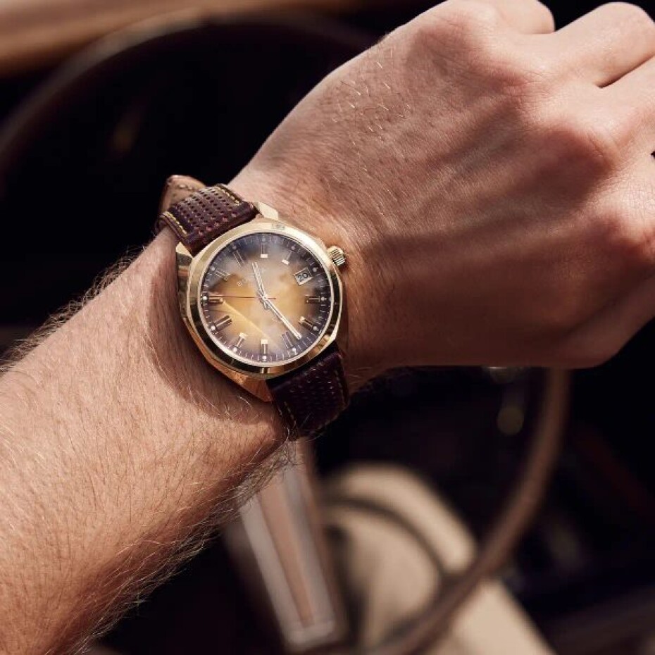 Bulova 97B214 Jet Star - main (11)