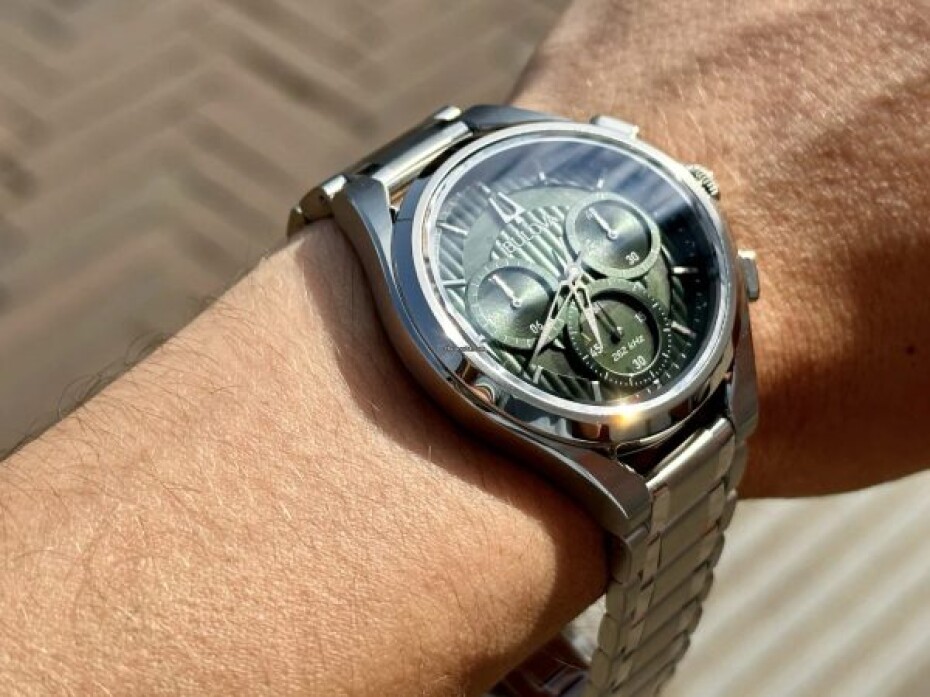 Bulova Curv Classic Chronoghraph 96A297 - main (19)