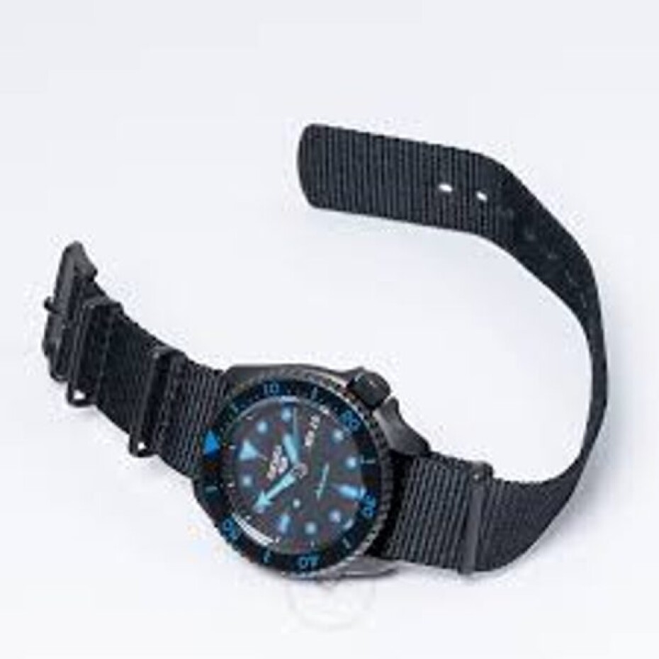 Seiko 5 Sports SRPD81K1 - main (4)